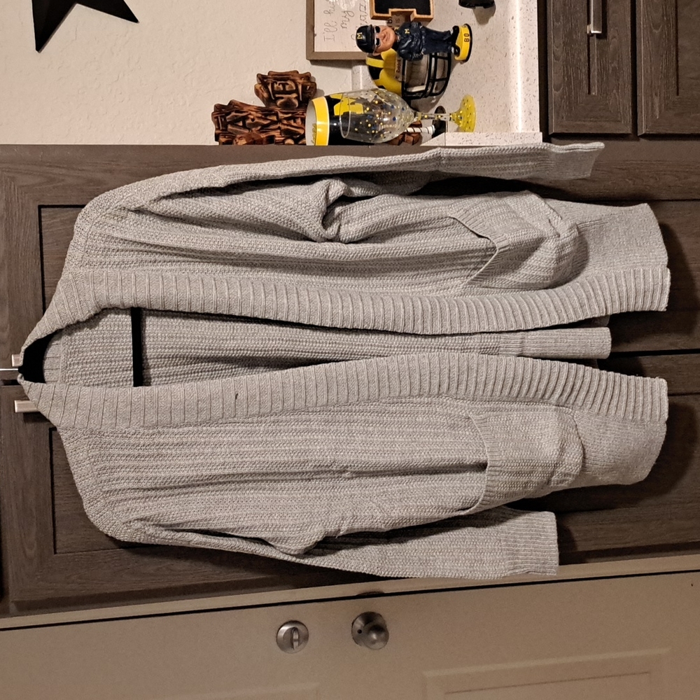 NEW light gray shawl collar cardigan💖clearance drop - Picture 6 of 12